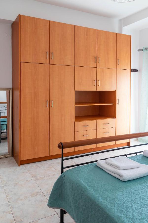 Lovely Sea View Apartment At The Heart Of The Town Ierápetra エクステリア 写真